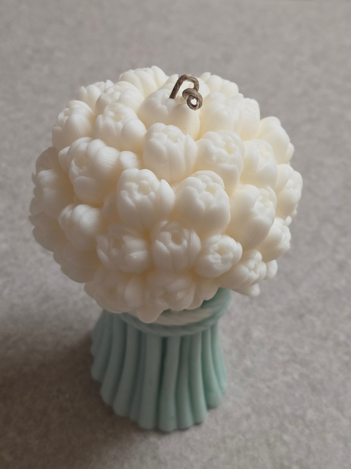 The Art of Gifting a Candle: How to Choose the Perfect One