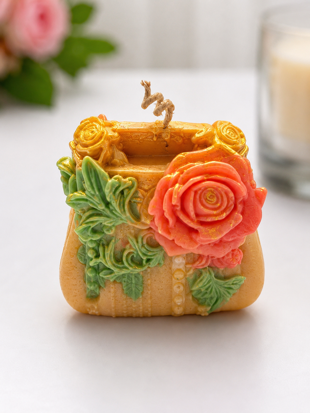 Red Rose Golden Gardenia Purse Candle