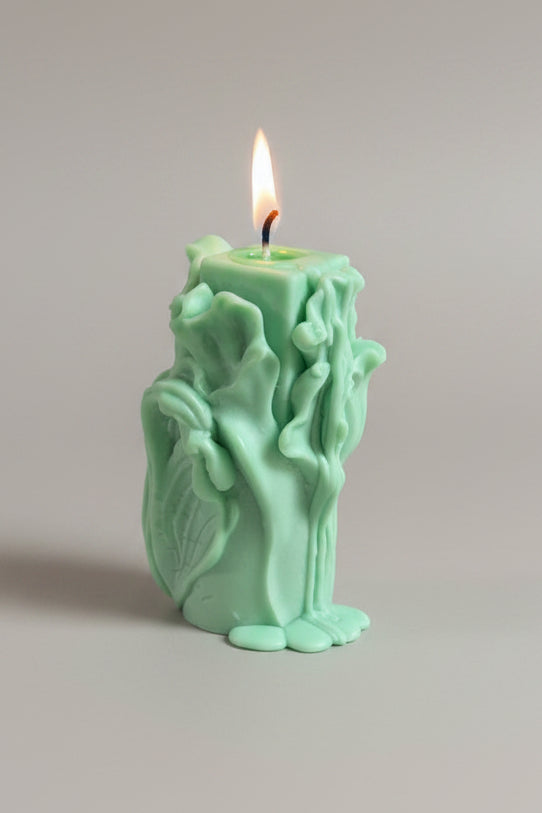 Floral Embrace Sculpted Candle