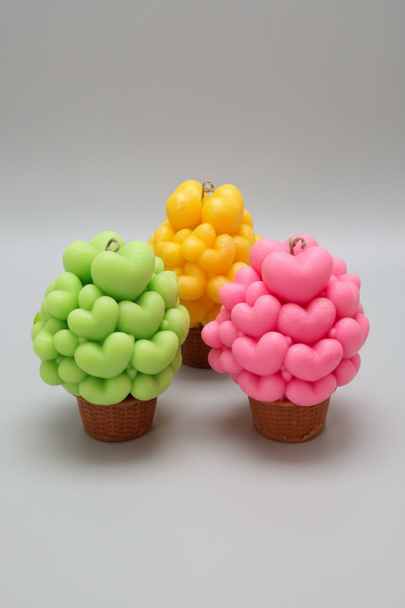 Emerald Hearts Bouquet Candle