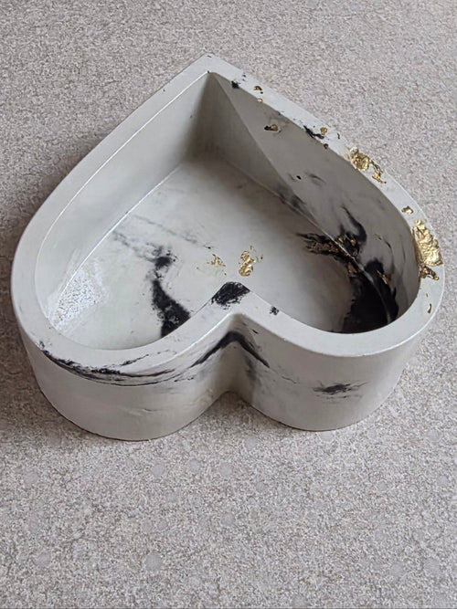 Amora Marble Heart Catchall