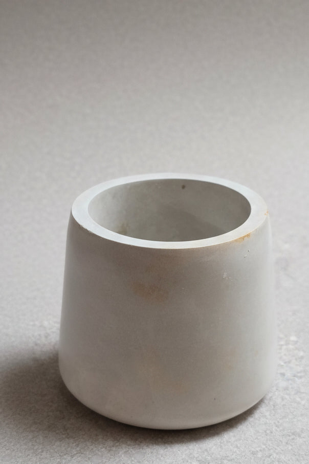 🤍 Handcrafted Concrete Jar with Lid