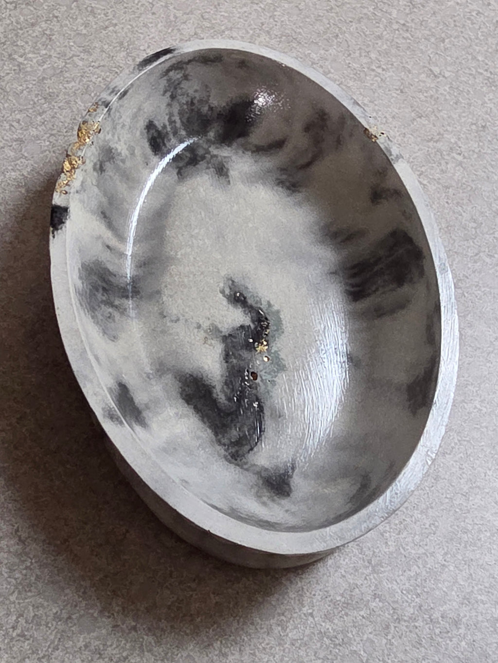 Noir Ripple Oval Catchall Bowl
