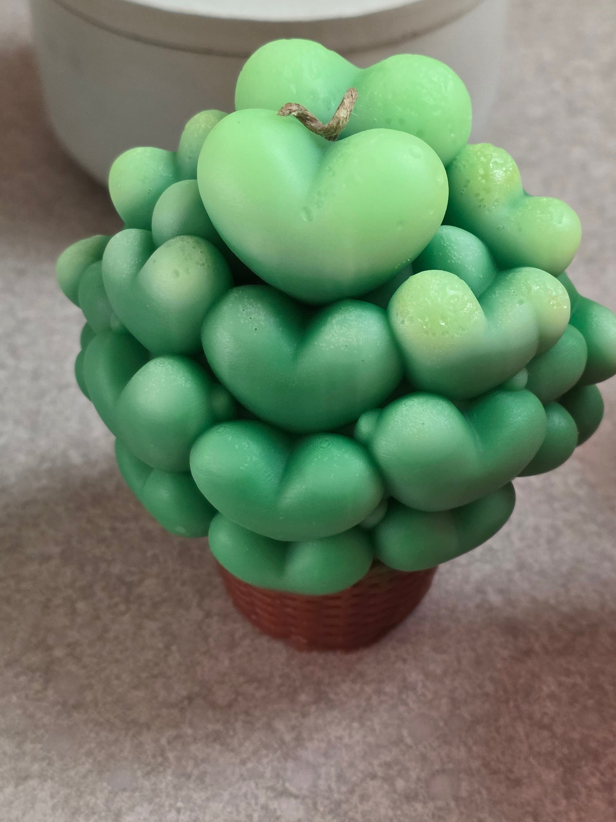 Emerald Hearts Bouquet Candle
