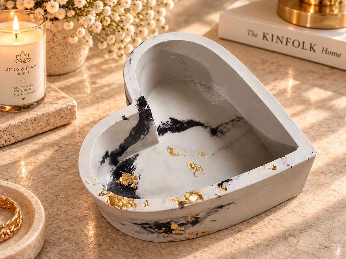 Amora Marble Heart Catchall