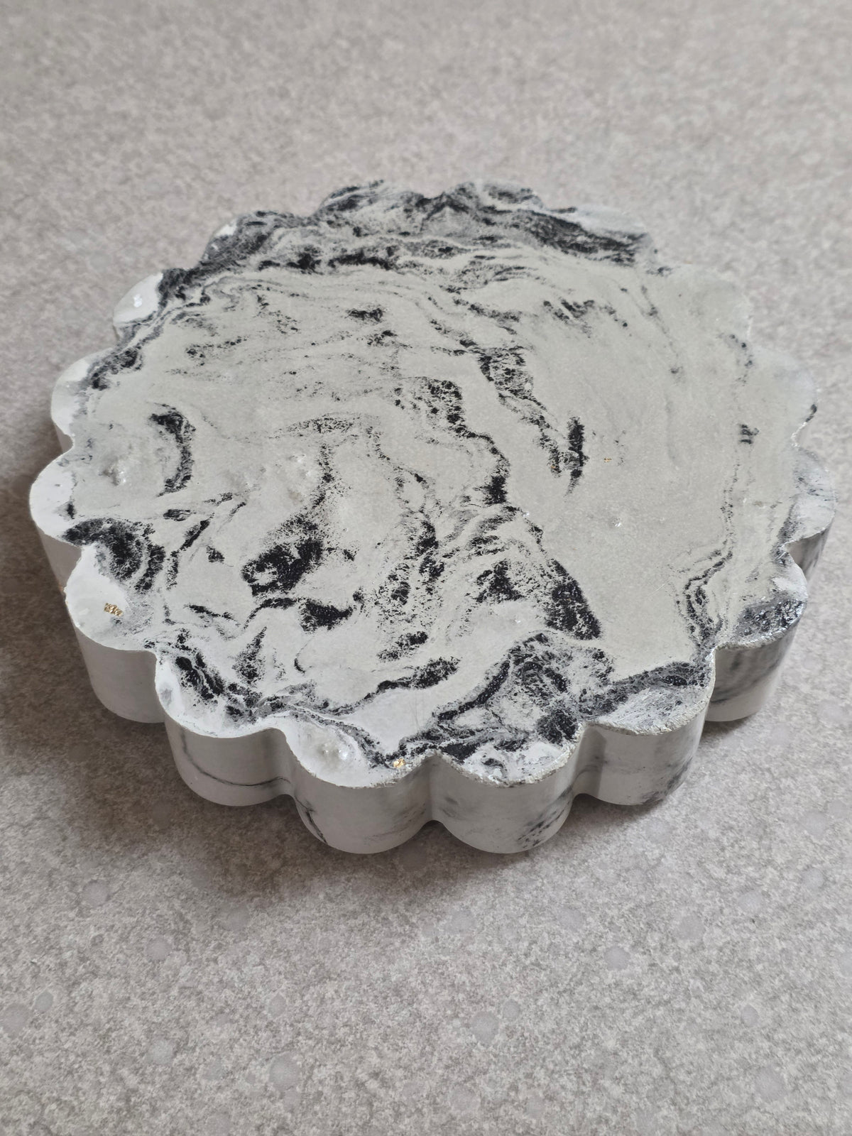 Monaco Handcrafted Marble Concrete Scalloped Trinket Tray